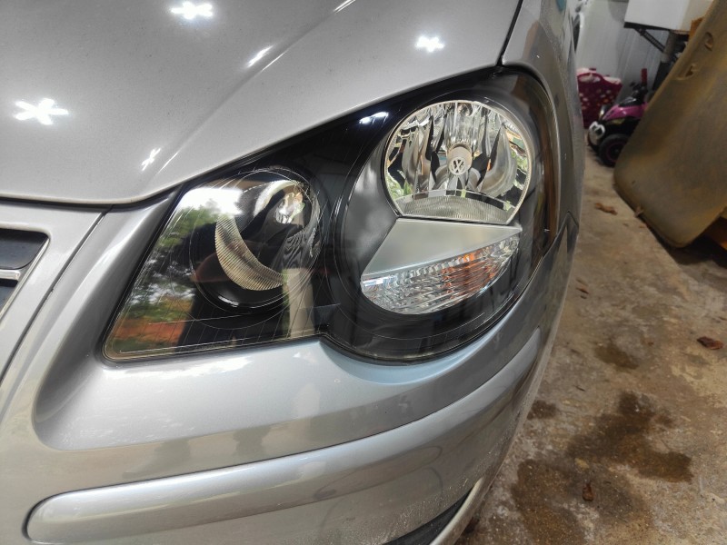 Déplacement chez un client à Martigues proche de Marignane pour la rénovation des phares d'une Volkswagen Polo 