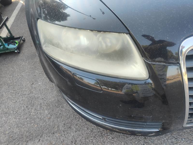 Rénovation par polissage des optiques opaques d'une Audi à Fos-sur-Mer proche de Martigues